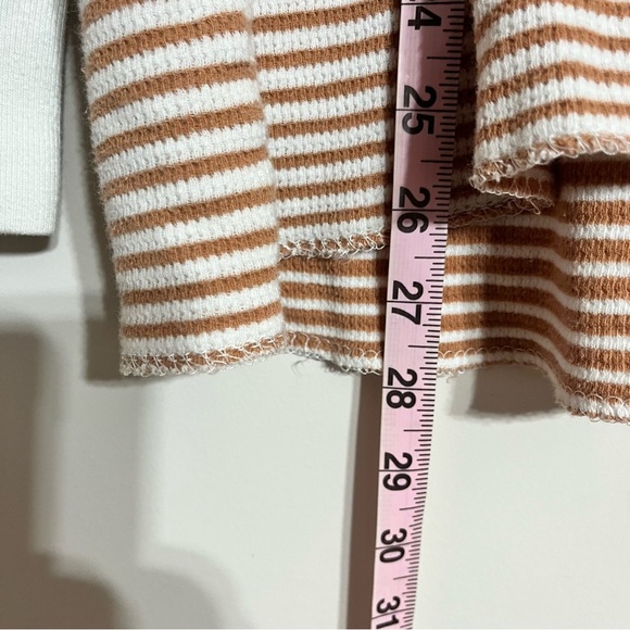 Women’s Urban Outfitters Waffle Knit Thermal Hoodie Striped Size Small Oversized - Picture 6 of 7
